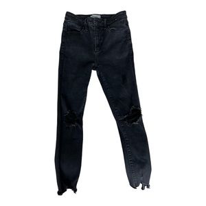 Abercrombie & Fitch High Rise Super Skinny Ankle Distressed Size 2/26